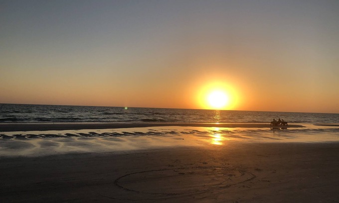 Indian Shores Condo | BRAND NEW POOL AND TENNIS COURTS NEW —-Beach available.