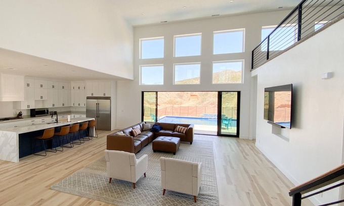 Washington House | Brand New Private Villa with Pool + Casita