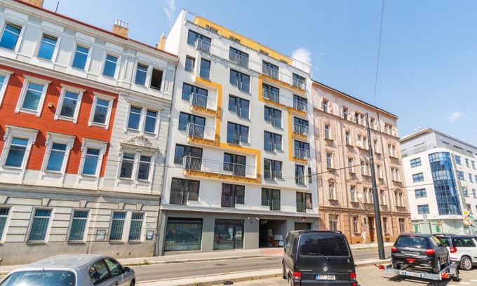 Palmovka Apartment | Brand new studio apartment # 42 in brand new building with free parking in the center