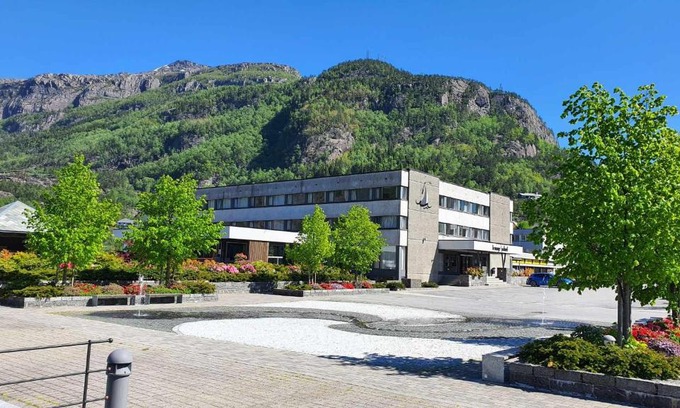 Svelgen Hotel | Bremanger Fjord Hotell