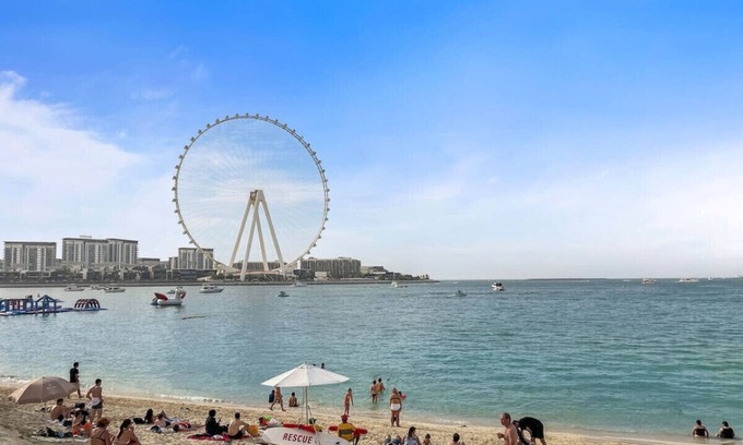 Dubai Marina Apartment | Bright 3BR Apartment in JBR | Close to Beach & Shops