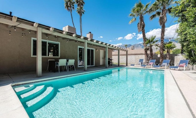 Palm Springs House | Bright & Airy Pool-Spa Oasis Home-Dogs Welcome! City of Palm Springs # 4243