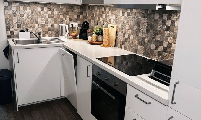 Holesovice Apartment | Bright and cozy 40 m² apartment at Prague 7