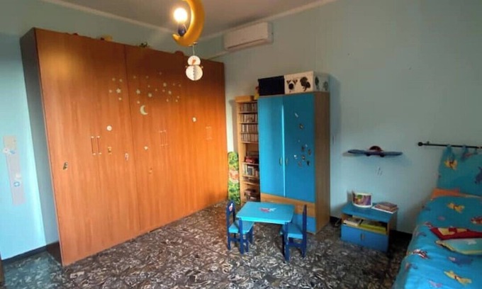 Carbonia Apartment | Bright Apartment in Carbonia (I.U.N. Q8271)