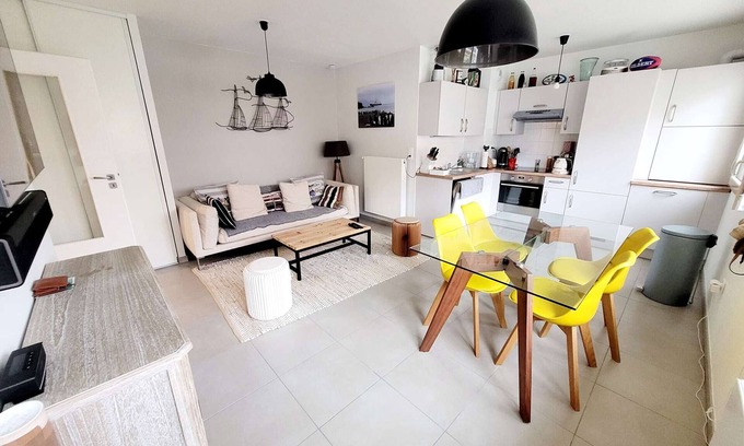 Wimereux Apartment | Bright apartment near the beach with parking and WIFI