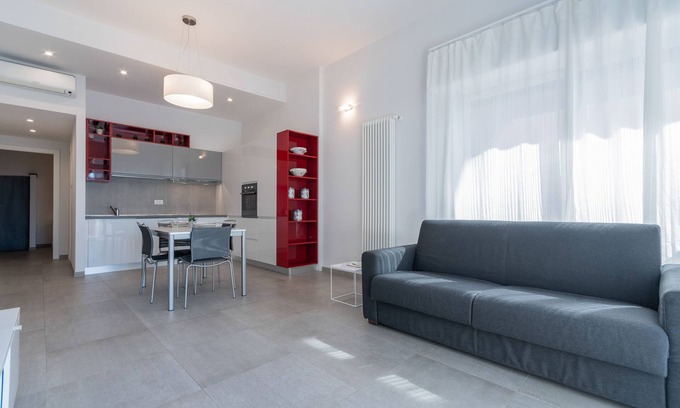 Finale Pia Apartment | Bright cosy apartment for max. 4 people in front of Finalpia Pier, with seaview