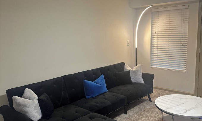 Stone Mountain Apartment | Bright & Cozy 2BR 2BA Apartment Near Stone Mountain Park Ideal Location!