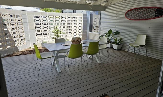 Quedjinup House | Bright happy home suitable for two couples or upgrade to five guests.n