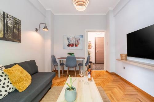 Filopappou Apartment | Bright Serenity 1DR Apt in Koukaki