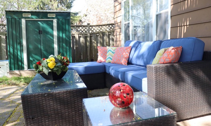 Rosemount House | Bright Walk Out Unit