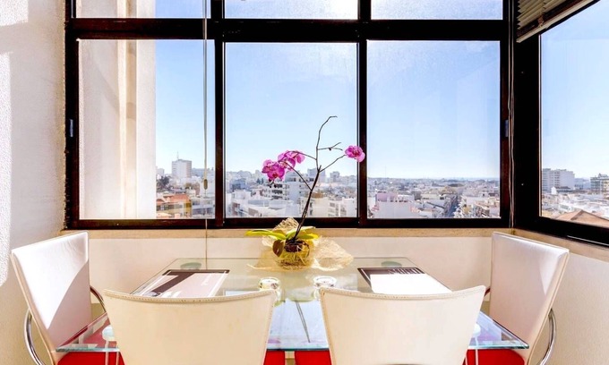 Sao Pedro Apartment | Brigida's Flat with City view