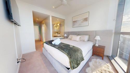 Brisbane Central Business District Apartment | Brisbane City 3-Bedroom Luxurious Family Apartment Queens Wharf QWR50