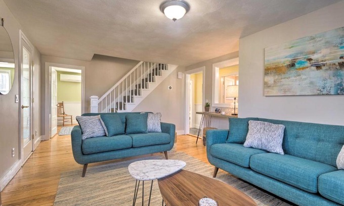 Bristol House | Bristol Home with Pool about 3 Mi to Dtwn and Beach!