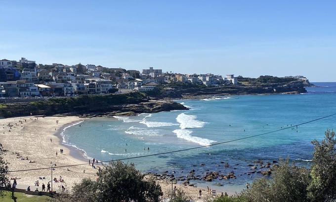 Bronte House | Bronte Bliss - school holls only 2 week minimum