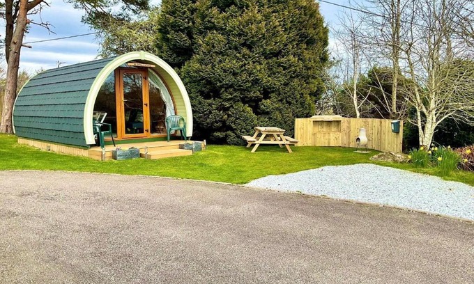 Brora Bed & Breakfast | Brora Pods