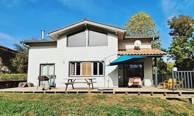 La Bastide-de-Serou Ski Chalet | Brouzenac · Superb modern chalet with 12 possible beds in the