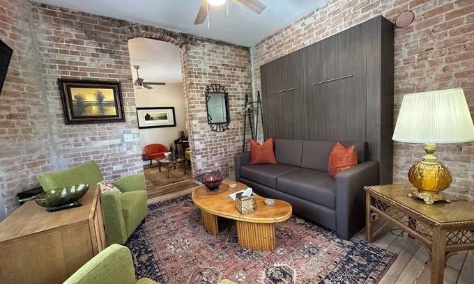 Bisbee Hotel | Brownstone Signature Suite-Historic Building in the Heart of Historic Downtown Bisbee