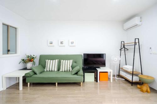 Brunswick House | Brunswick Convenience 1BR Home