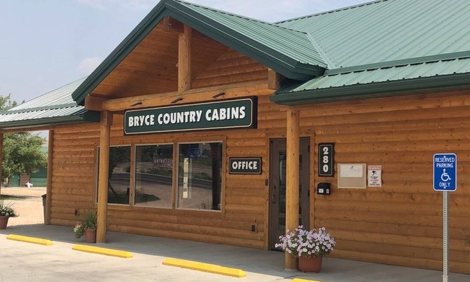 Tropic Cabin | Bryce Country Cabins