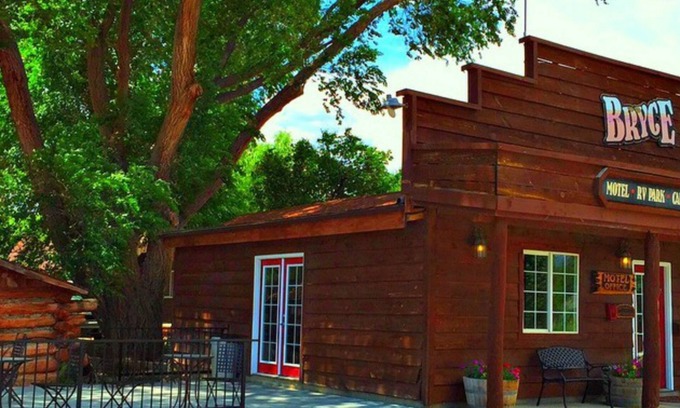 Tropic Cabin | Bryce Pioneer Village