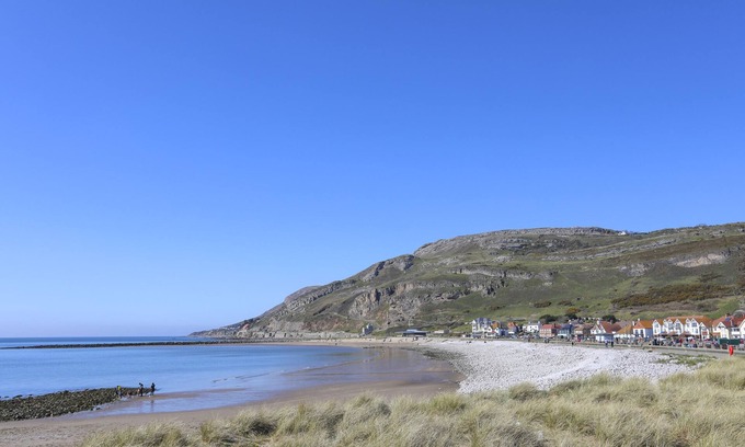 Penrhyn Bay House | Bryn Tirion - Penrhynside