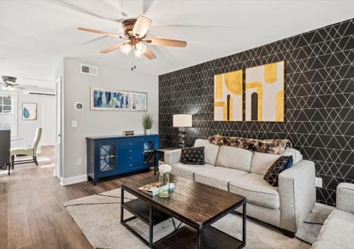 North Charleston Apartment | Bubbly Chateau in Park Circle