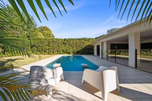 Buderim House | Buderim Mountaintop Retreat With Pool