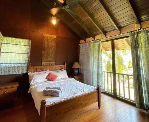 Kota Bharu House | Bungalow by The River