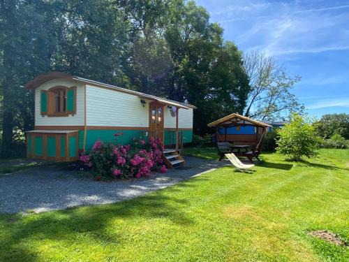 Saint-Pardoux House | Bungalow confortable à Saint-Pardoux avec piscine partagée
