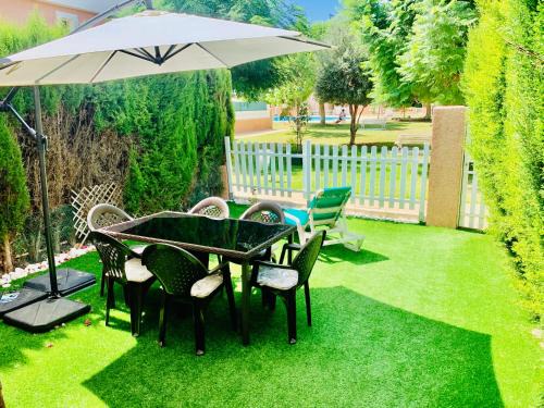 San Juan de Alicante Villa | Bungalow in San Juan Playa