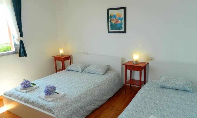 Larino RV Rental | Bungalow nr. 4 at the beach for 5 persons