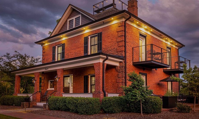 Asheville House | Bunn House - Luxury Mansion 2 blocks from Downtown Asheville