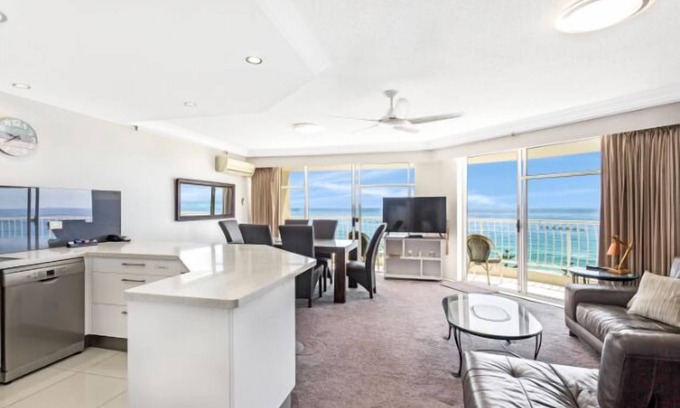 Miami Apartment | Burleigh Surf - Apartment 12C!