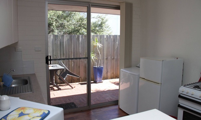 West Busselton Hotel | Busselton Gale Street Motel and Villas