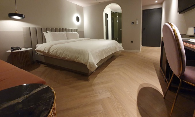 Yangsan Hotel | BUTTON HOTEL