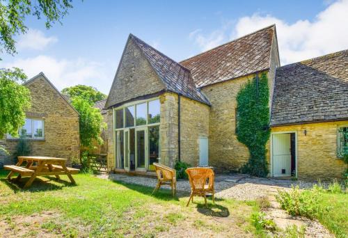 Ampney Crucis House | Butts Farm