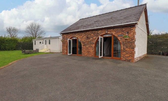 Llangefni Cottage | BWTHYN MAIR, romantic in Llangefni