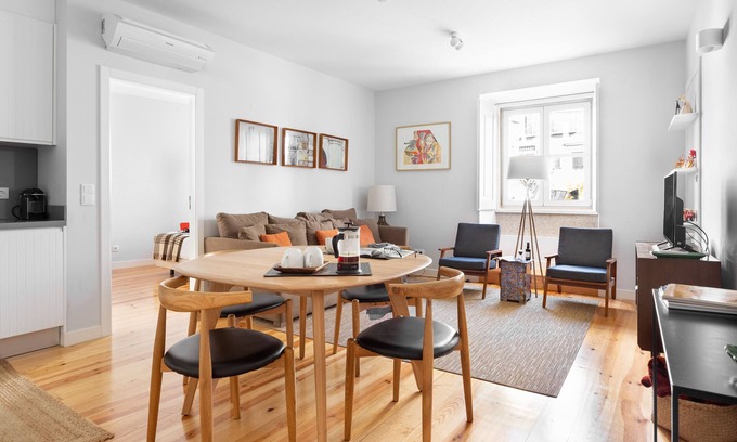 Socorro Apartment | By the Castle | TRENDY COMFY & NEW