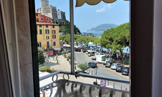 Lerici Apartment | Cà da Bruna - Seafront Apartment in the Center