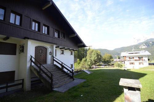 Cortina d'Ampezzo Apartment | Cà Mughi Studio