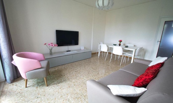 Molina Apartment | Cà Rosa apartment canal view