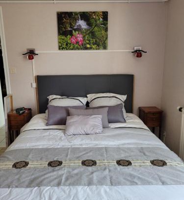 Poullaouen Apartment | Cœur de la Bretagne