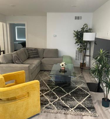 Old East Dallas Apartment | C&C Lofty East Dallas Apartment