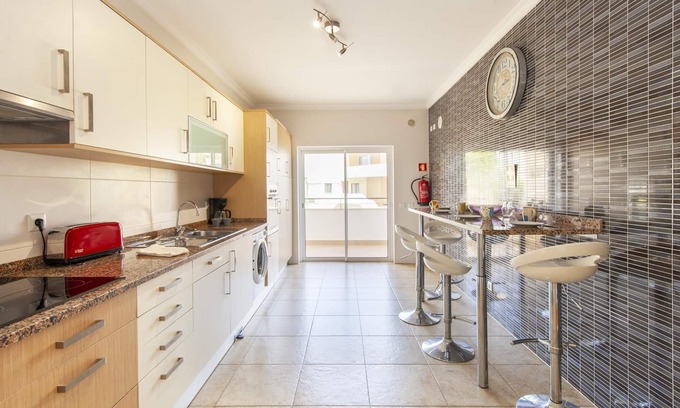 Lagos Apartment | C02 - Luxury 3 bed with Pool by DreamAlgarve