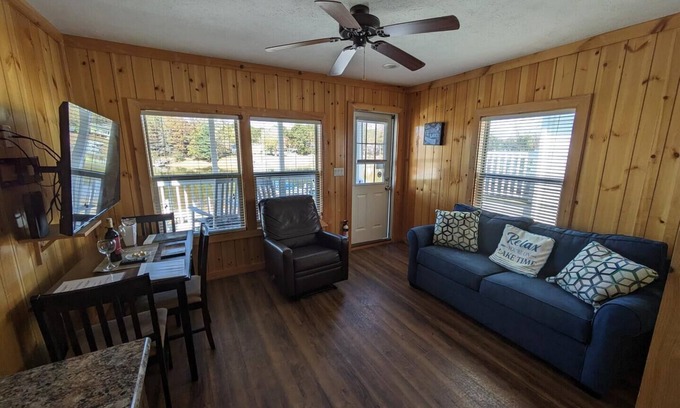 Sherrills Ford Cabin | C2-A Lakefront Tiny Home Cabin on Lake Norman
