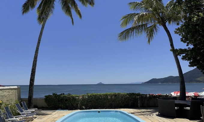 Praia do Pauba House | Casa pé na Areia