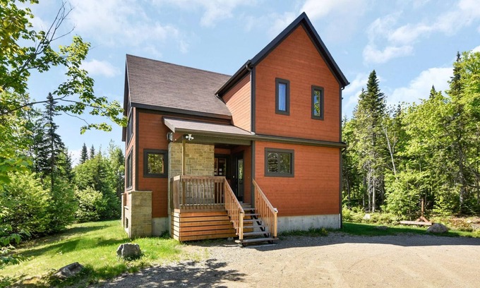 Petite-Riviere-Saint-Francois Ski Chalet | Chalet l'Ascension | Nature getaway with Spa