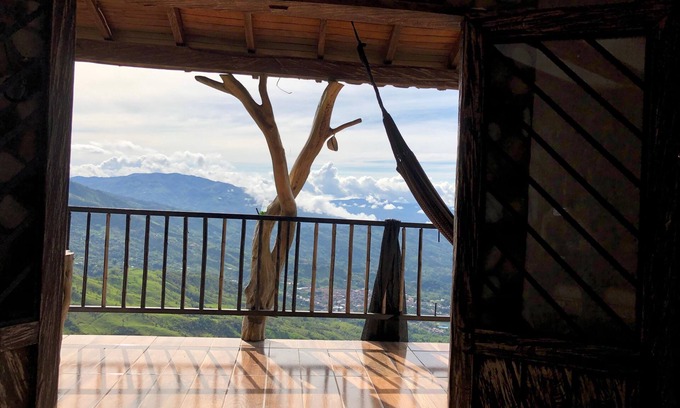 Cocorna Cabin | Cabaña Colibrí By Hotelix