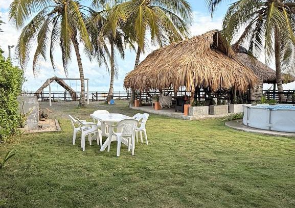 San Bernardo del Viento House | Cabaña Las Tres Palmas in San Bernardo del Viento