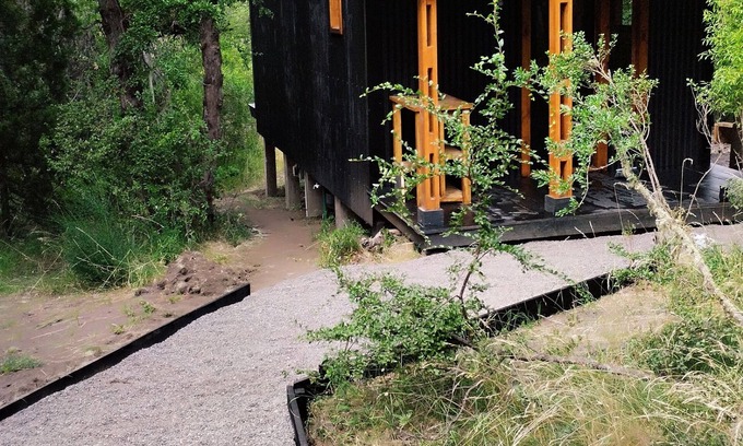 Lolog Cabin | Cabaña Sukha Bosque y Rio. Experiencia para 2